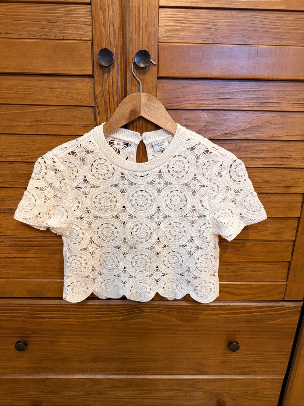 Abercrombie & Fitch Cream Crochet Circle Lace Top